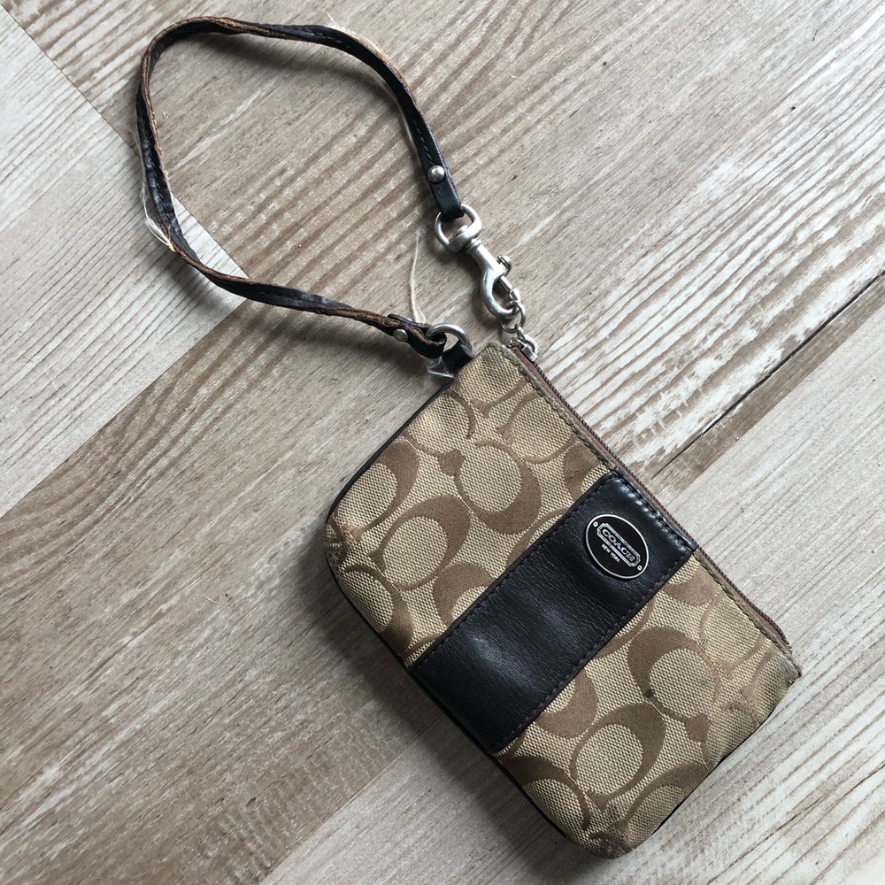 Authentic Coach Wristlet